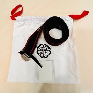 Alexander McQueen  logo buckle belt   NWT